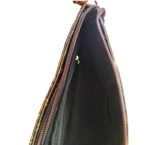 Vzorovaná hnedá pozdĺžna kabelka L & H